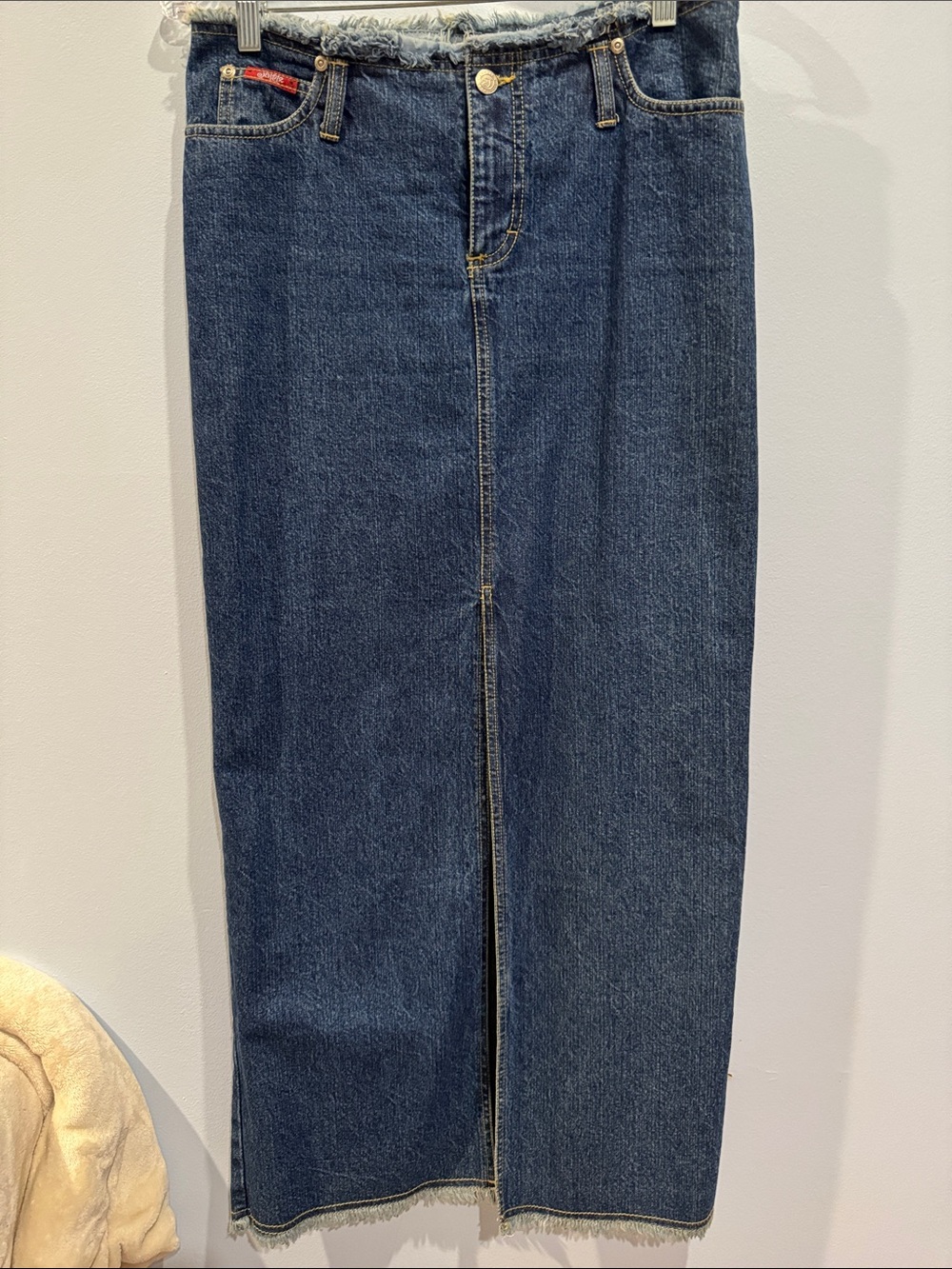 Vintage Jalate Y2K blue denim maxi skirt with raw waistline & hem & front slit